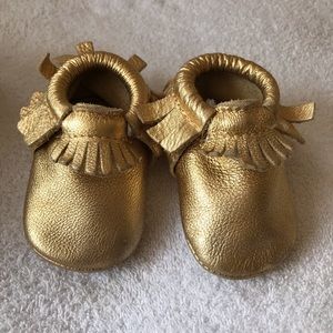 Freshly Picked Mocs - gold - size 2